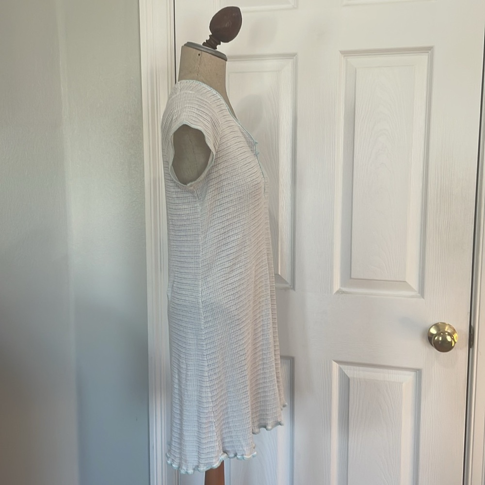 Vintage Aria Striped Short Sleeve nightgown ruffled hem embroidered flowers S - Picture 6 of 11